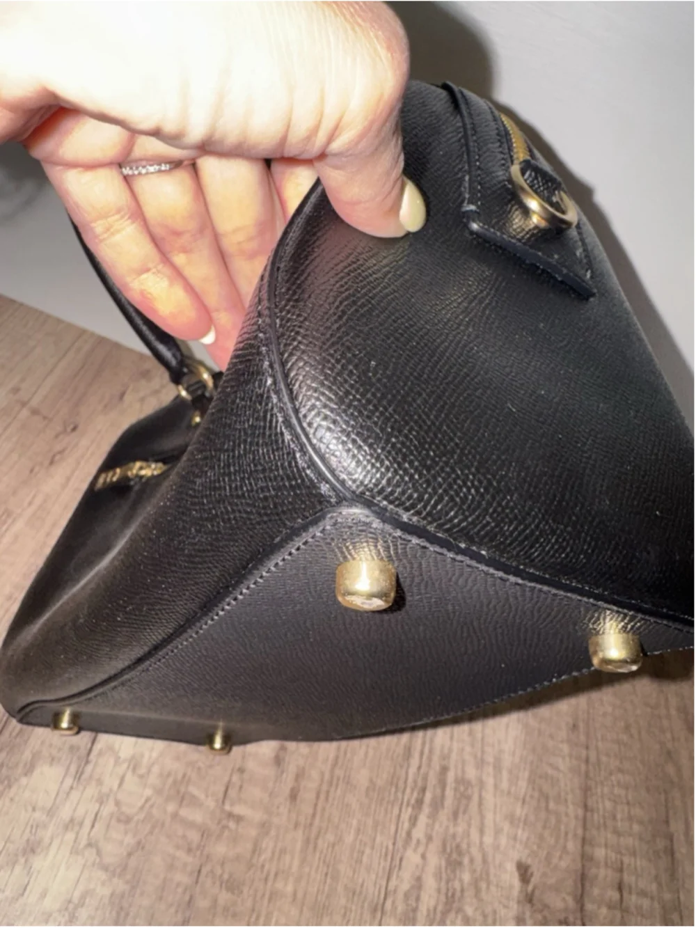 Coach approx 10”